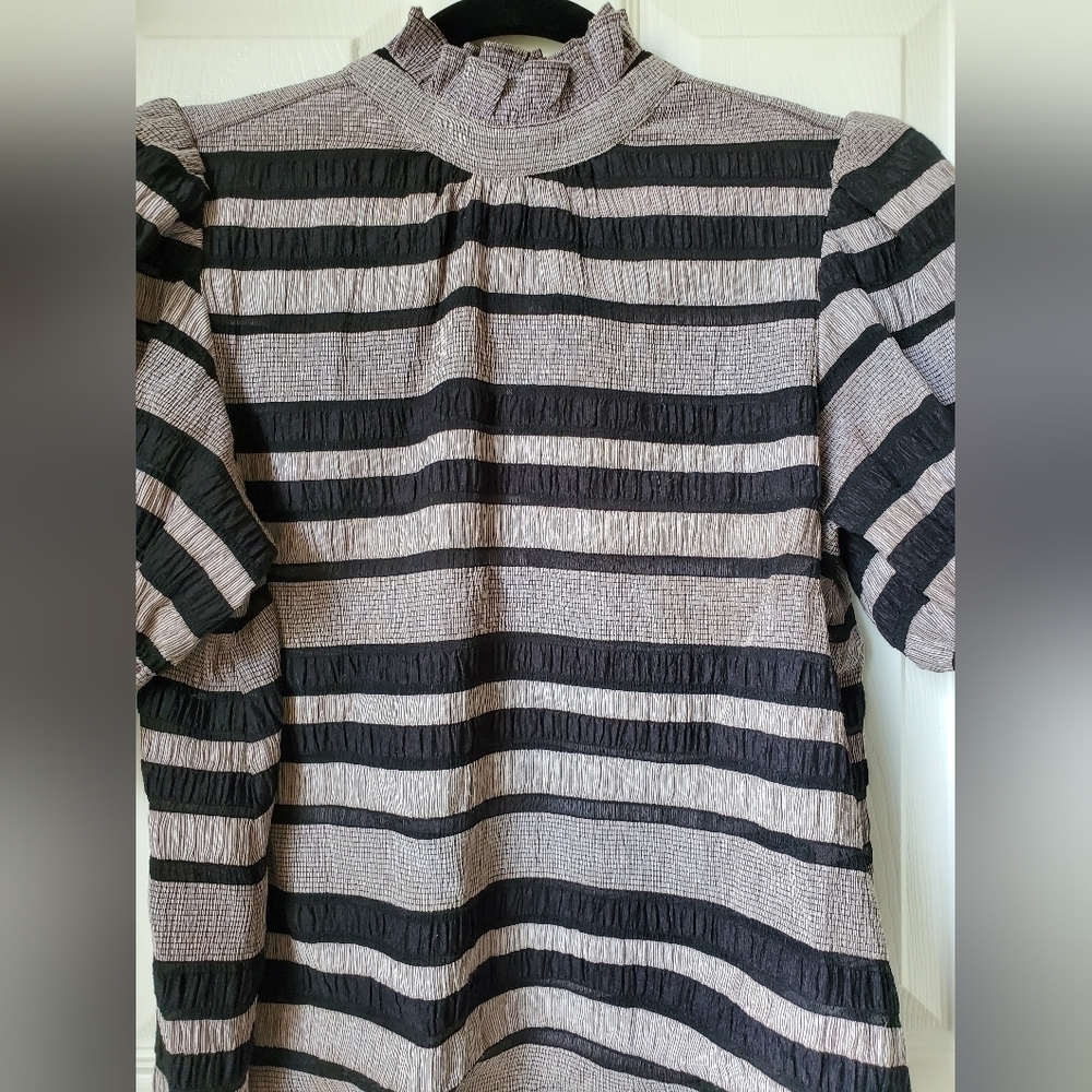 Hunter Bell “The Monroe” Top- Black and Gray/ Size Small - Picture 5 of 9